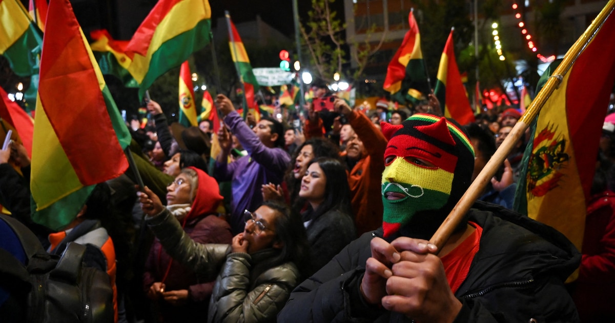Bolivia pone fin a 20 años de socialismo con victoria histórica y cambio político inesperado