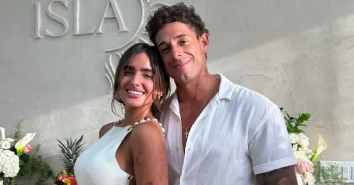 Janet Barboza tilda a Hugo García de “mendigo de amor” tras su actitud romántica en Miami durante inauguración del spa de Isabella Ladera