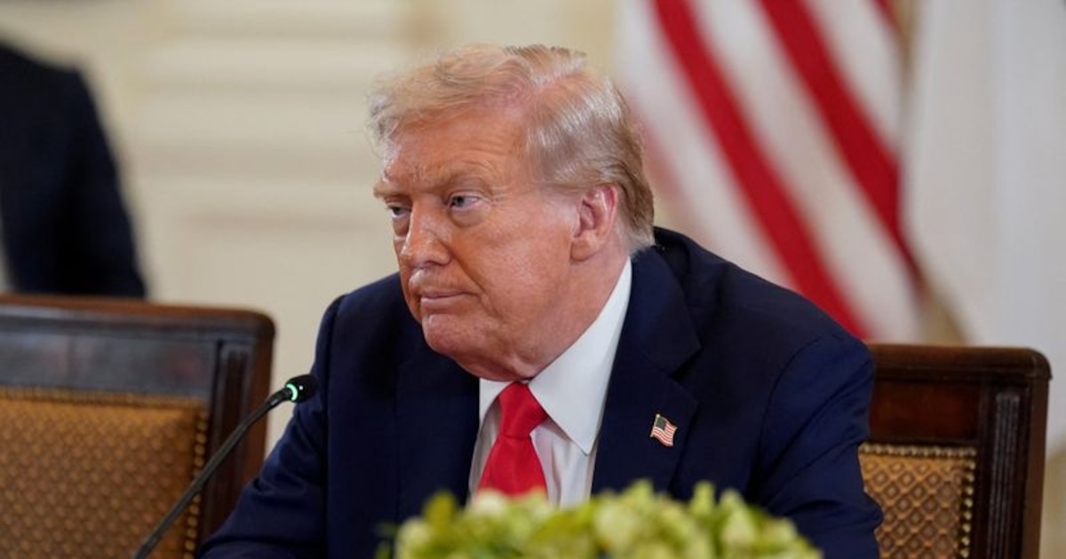 Trump Anuncia Plan para Reuniones Trilatérales con Putin y Zelensky en Medio de Diálogo sobre Seguridad y Negociaciones Directas entre Rusia y Ucrania