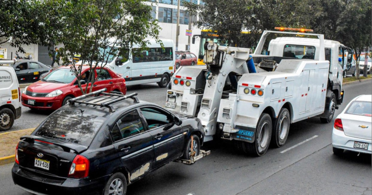 Municipalidades en Lima siguen remolcando autos mal estacionados pese a fallo del Tribunal Constitucional