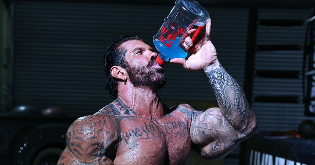 Rich Piana, icono del fisicoculturismo y polémico por su uso de esteroides, fallece tras desmayo en su vivienda y revela riesgos ocultos del culturismo extremo