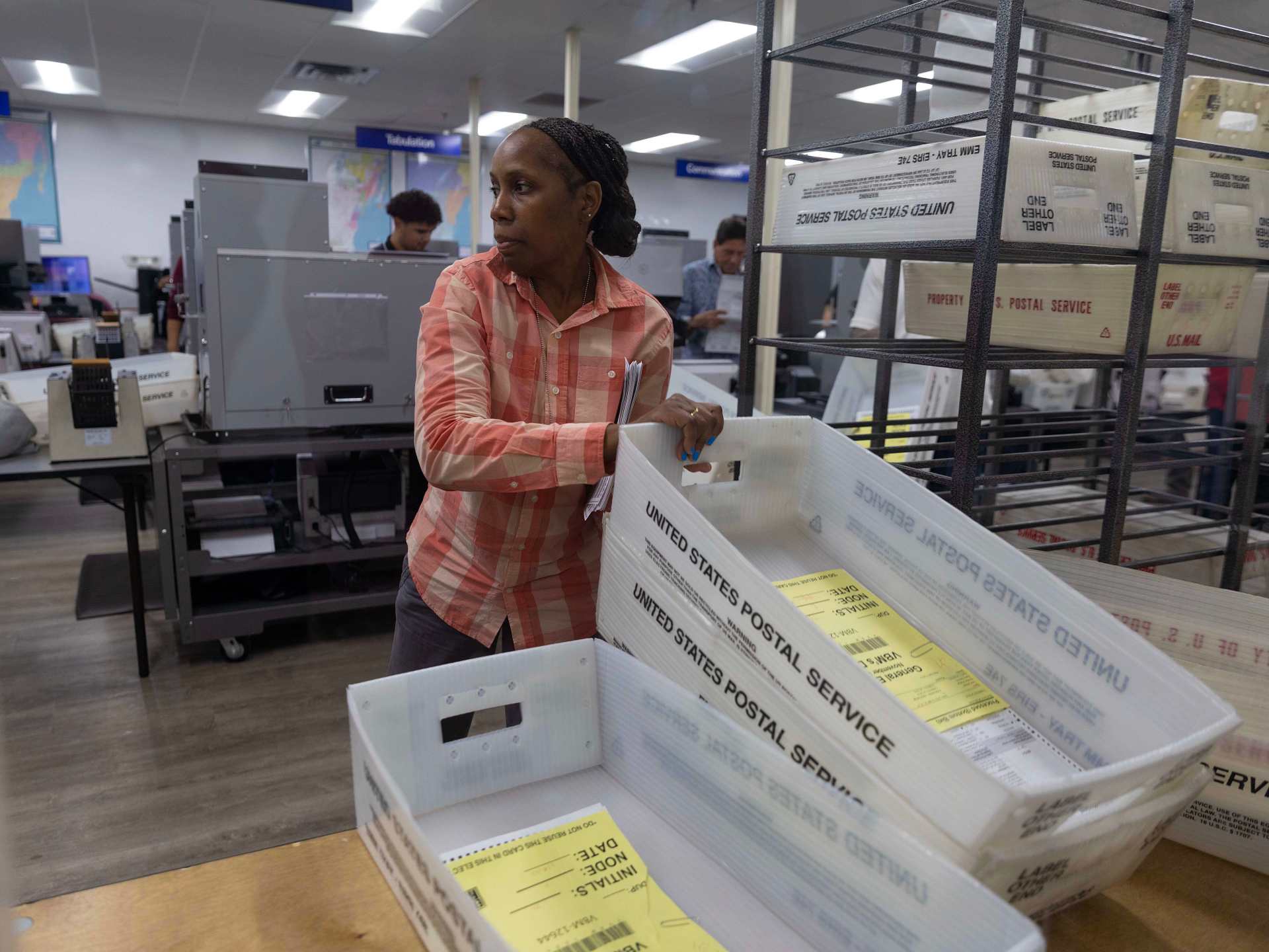 Trump intensifica ataques contra voto por correo y planea acabar con sistema electoral en EE.UU. por supuesta corrupción