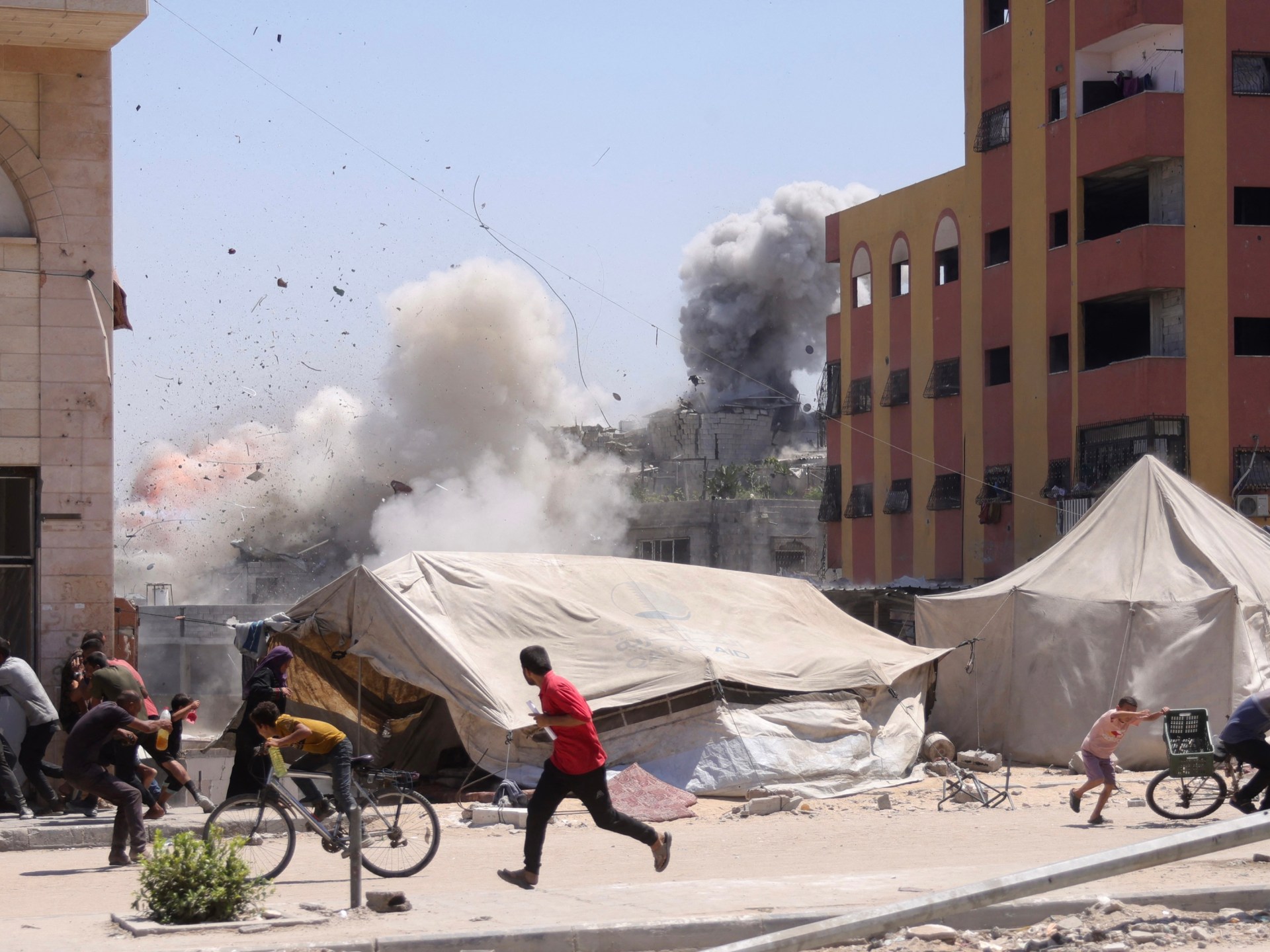 Crisis en Gaza: Al menos 81 palestinos muertos y una escalofriante ola de inanición y destrucción en medio de los ataques israelíes