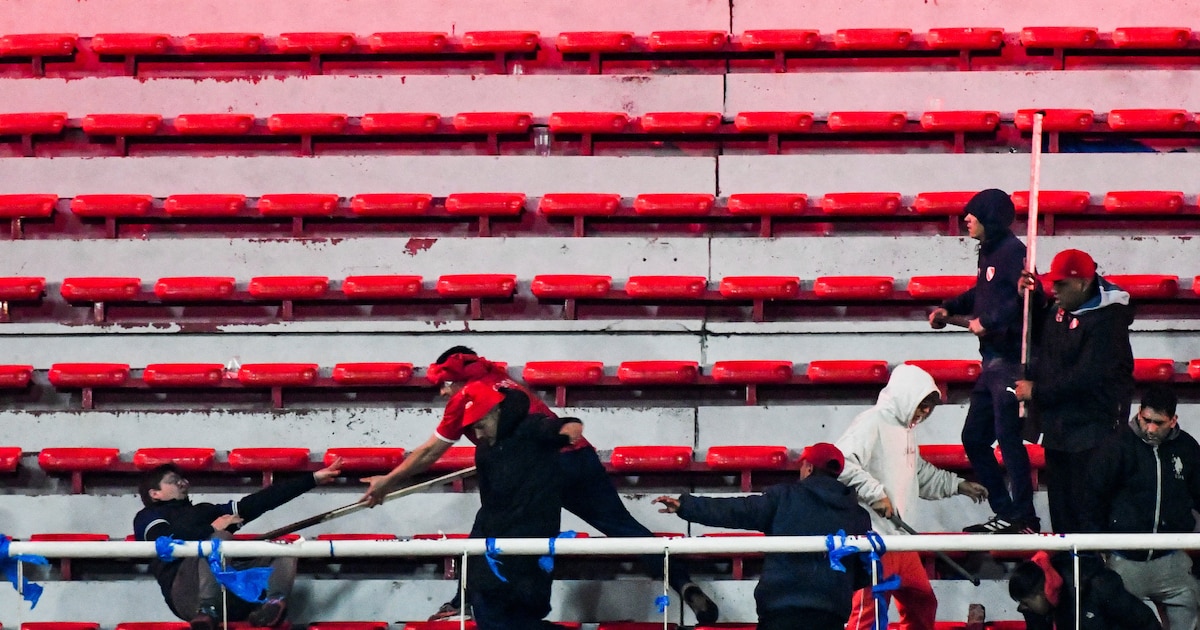 Confusión en la CBF: De las sanciones duras a la rectificación tras incidentes en partido de Copa Sudamericana entre Universidad de Chile e Independiente