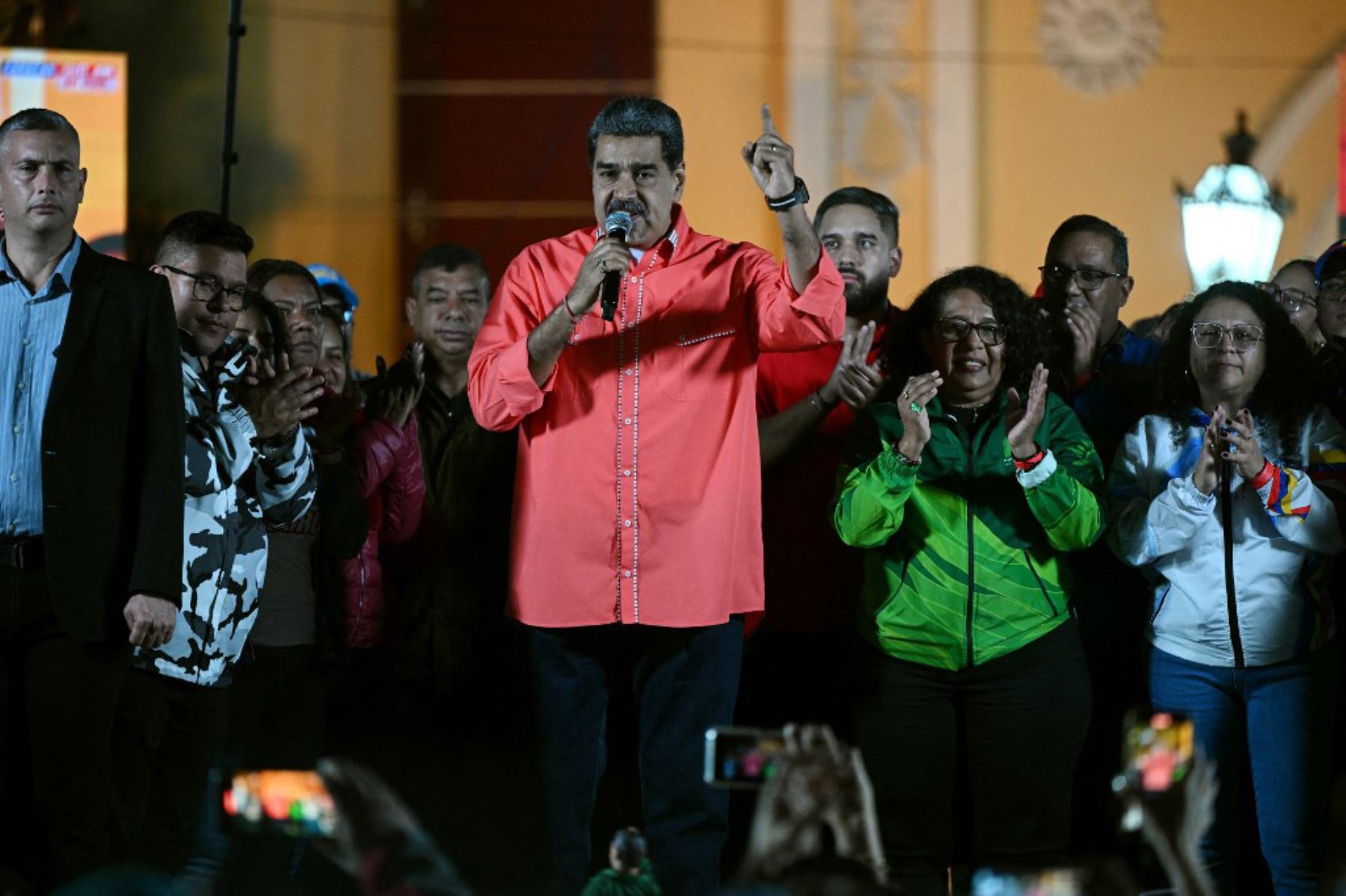 El Cartel de los Soles, vinculado al Gobierno de Venezuela, es declarado organización terrorista por EE.UU. y respaldado por Ecuador