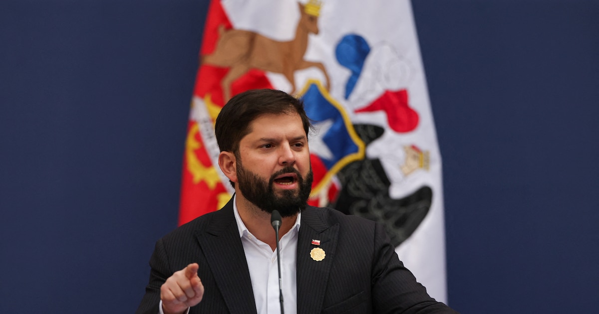 Boric condena violencia en partido Independiente-U. de Chile y anuncia identificación de agresores imputados por intento de homicidio
