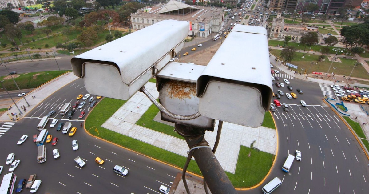 Fuerza Popular propone que empresas privadas instalen cámaras de videovigilancia en Perú sin fines de lucro para combatir la inseguridad ciudadana