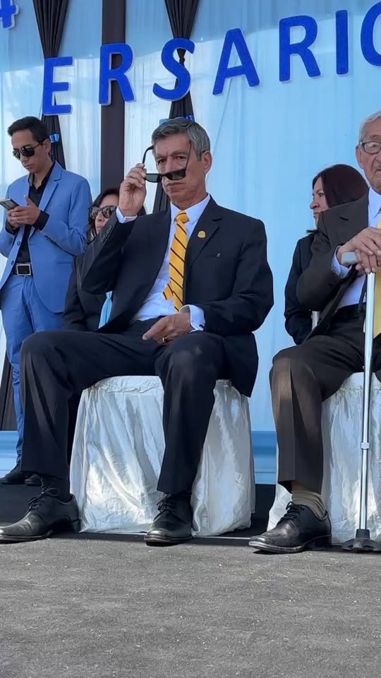 Celebran 194 años de historia y orgullo en Cajamarca con emotivo discurso del presidente de la promoción Bodas de Plata del Colegio San Ramón