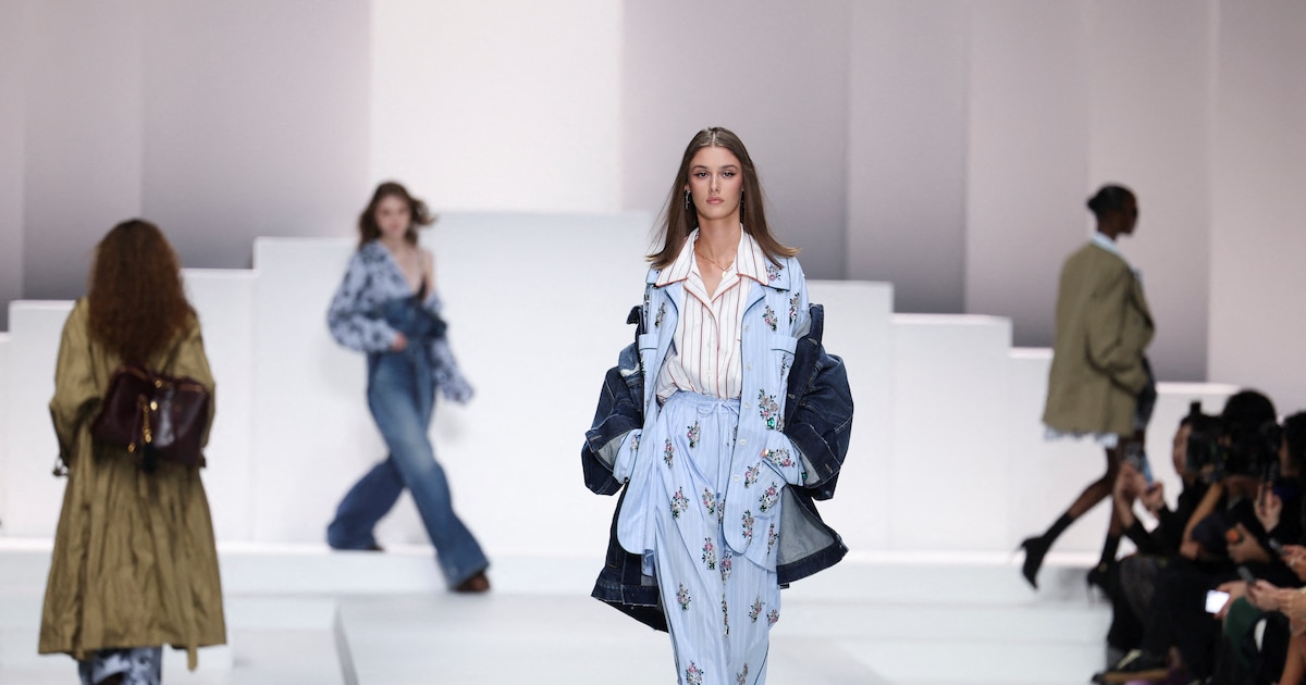 Milán Desata Fiebre Mundial con Homenaje a Armani y Tendencias que Marcarán Primavera-Verano 2026