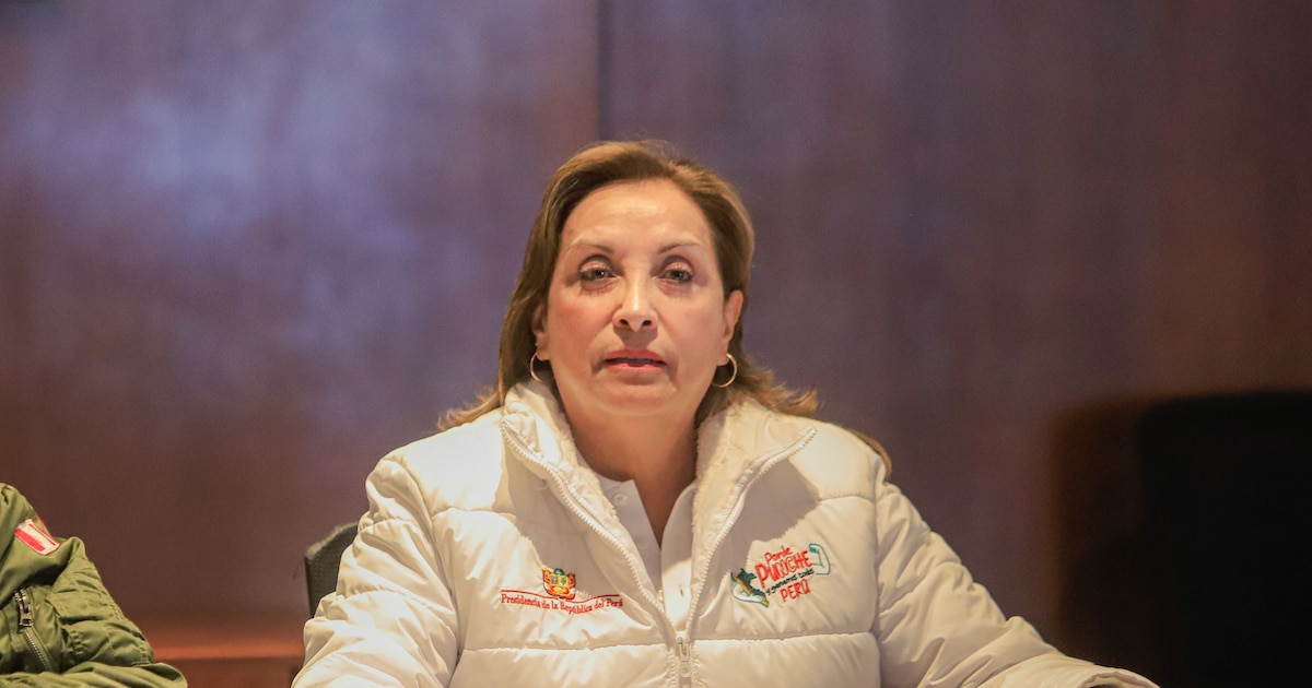 Dina Boluarte anuncia traslado de 2,000 reos peligrosos a la cárcel El Frontón, firma convenio clave miércoles