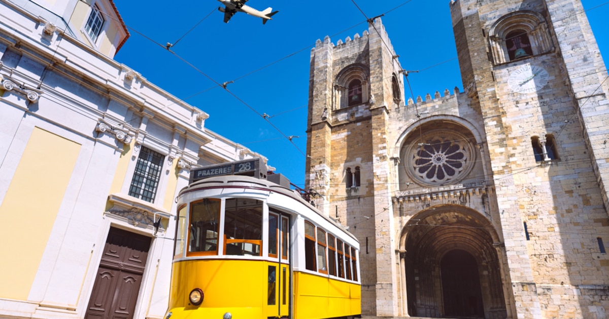 Tragedia en Lisboa: Tranvía funicular choca y se estrella dejando 15 muertos y decenas de heridos