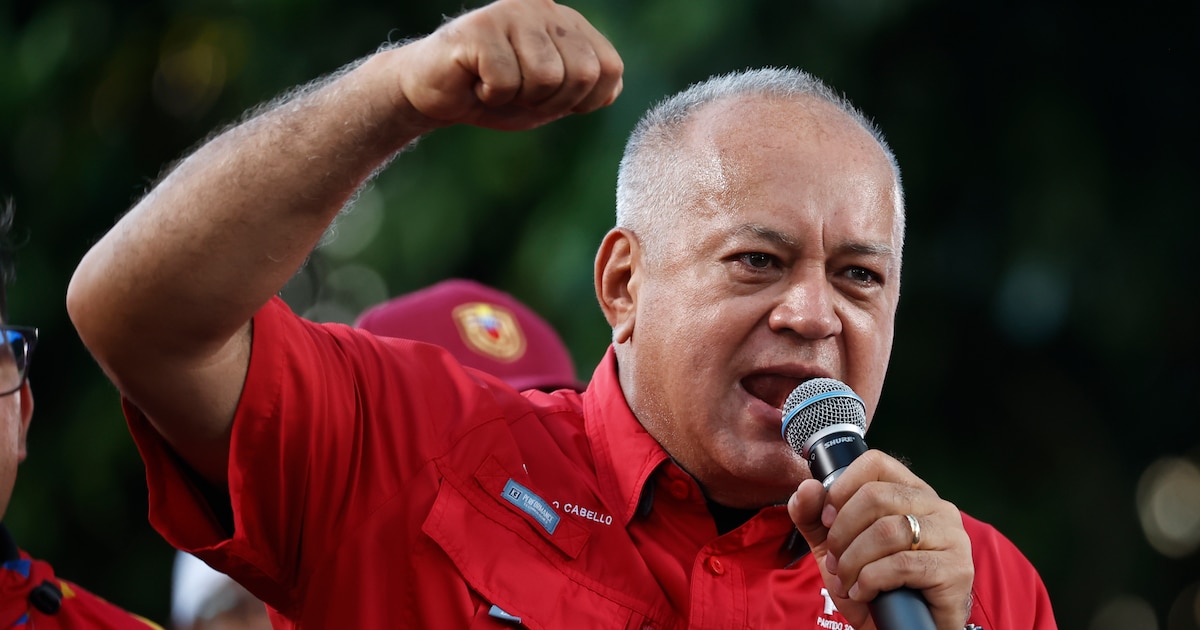 Diosdado Cabello amenaza a María Corina Machado mientras EE. UU. despliega guerra naval en Venezuela