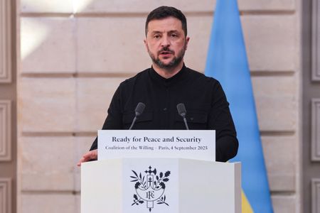 Zelenskiy revela plan de más de 30 países para garantizar la seguridad ante posible ofensiva rusa