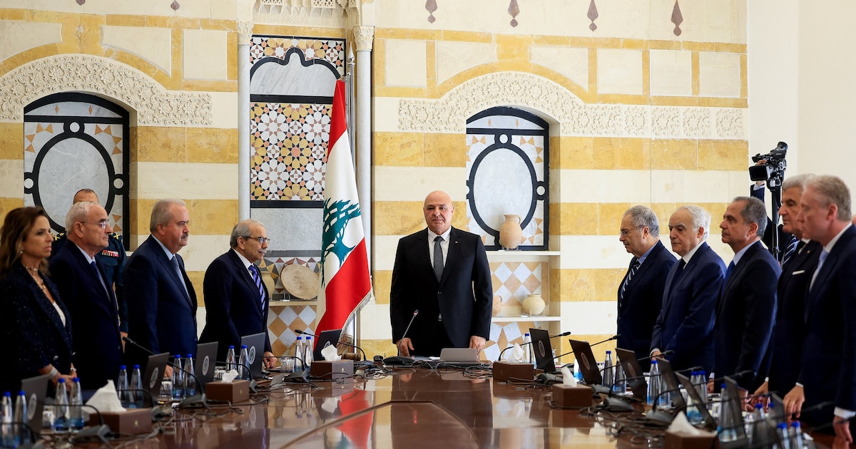 Hezbollah y Amal abandonan la sesión del gobierno libanés en plena crisis por el plan del Ejército para desarmar a los grupos armados
