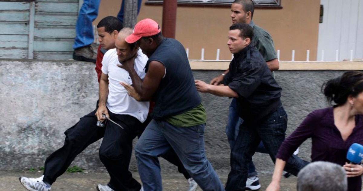 Cuba blindada: más de 168 ataques represivos en agosto, detenciones arbitrarias y persecución a activistas y líderes opositores