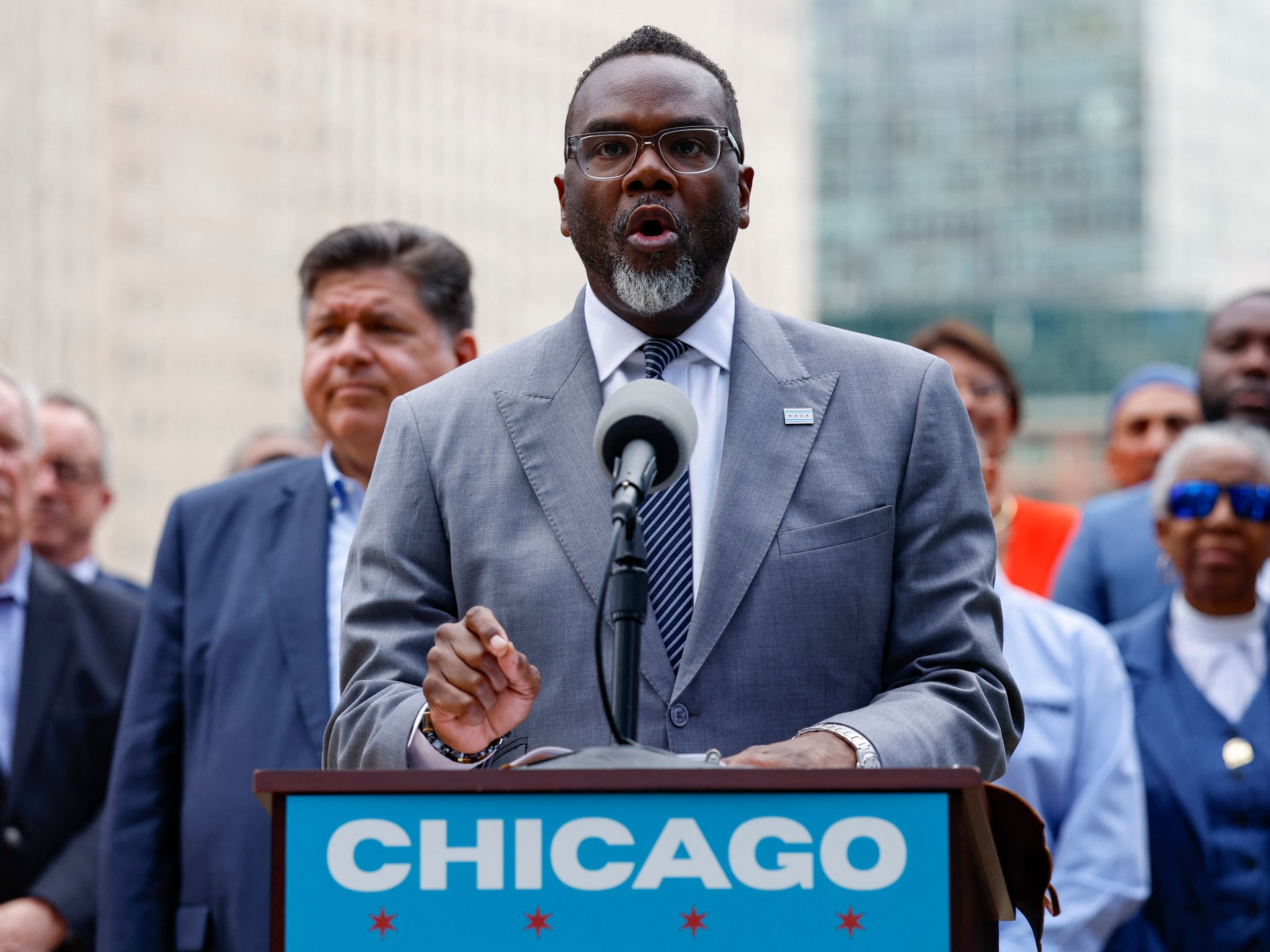 Trump Mobilizes National Guard in Chicago Amid Rising Tensions and Immigration Crackdown