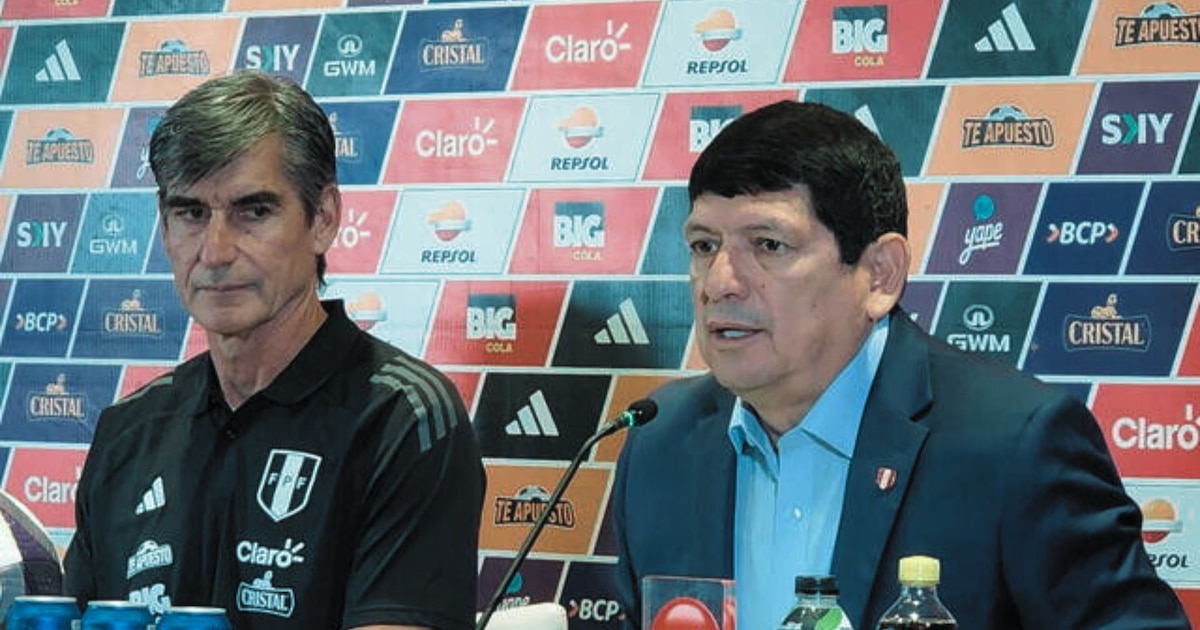 Perú evalúa futuro de Óscar Ibáñez tras derrota ante Uruguay y arrepentimiento de Lozano