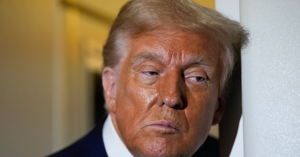 Trump rechaza diálogo con Maduro y mantiene campaña de sanciones y operaciones militares contra Venezuela