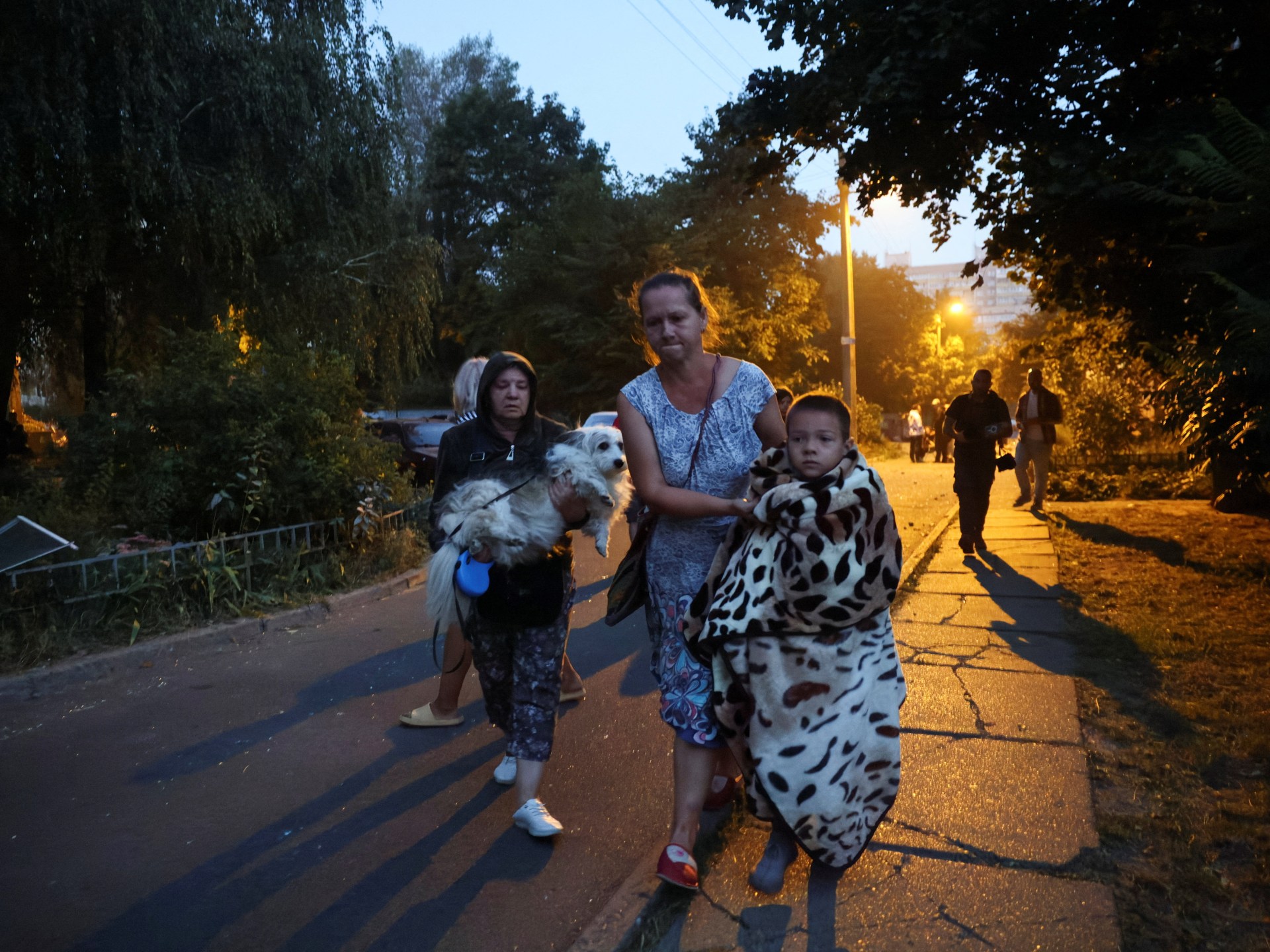 Rusia lanza su mayor ataque aéreo en la guerra a Ucrania: muertos, destrucción en Kyiv y caos energético