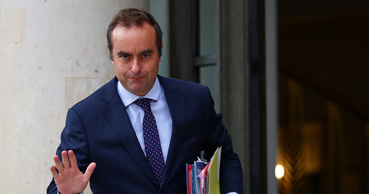 Macron destituye a Bayrou y nombra a Lecornu como nuevo primer ministro en un giro dramático que aviva la crisis en Francia