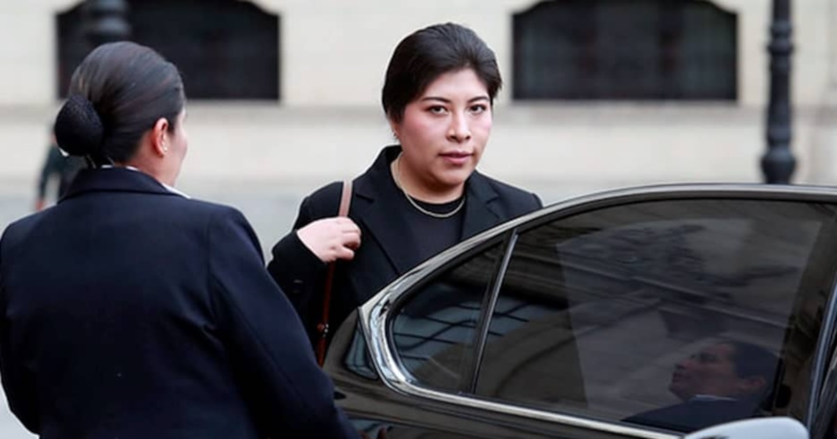 Roberto Sánchez no descarta que Betssy Chávez busque asilo en México o abandone el país