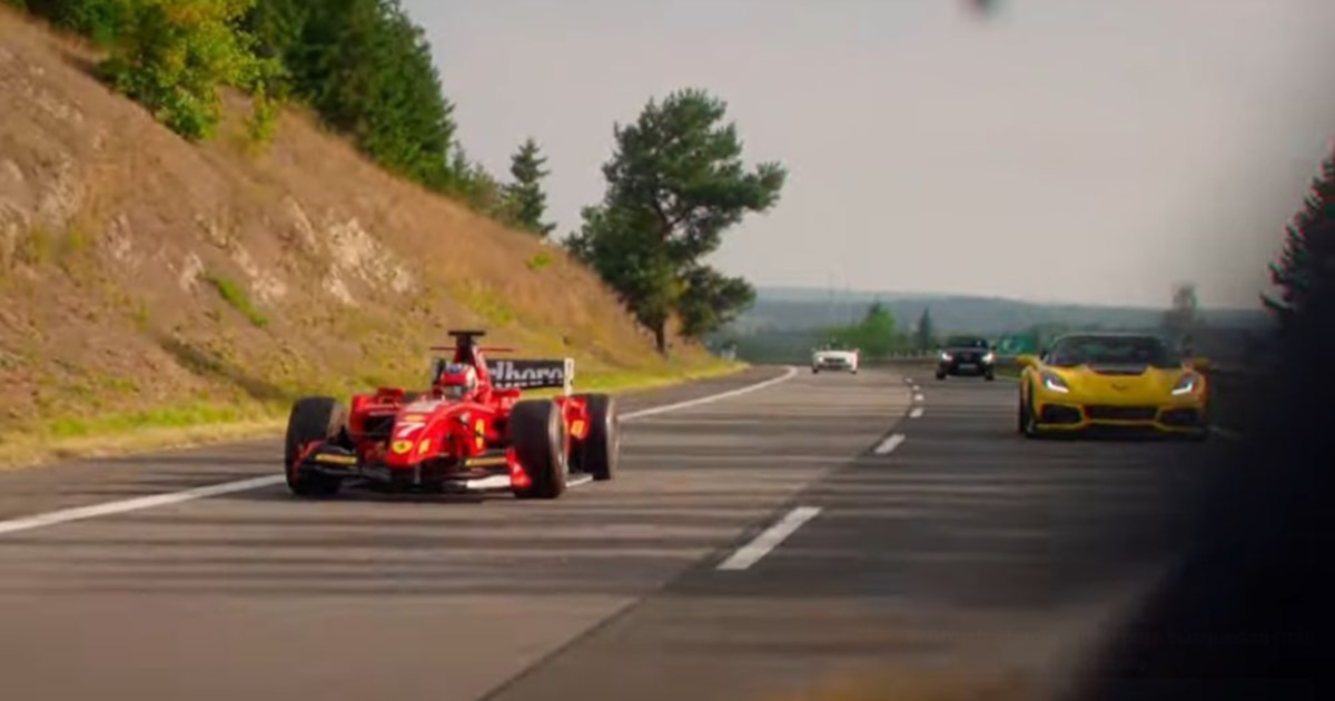 ¡El “piloto fantasma de Ferrari” es capturado tras seis años de peligrosas carreras clandestinas en carreteras checas!