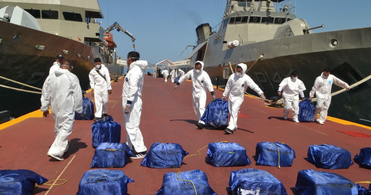 ¡Golpe mortal al narco! Armada de México incauta 1.6 toneladas de cocaína en mar abierto frente a Guerrero, asegurando más de 3,200 millones de dosis y desmantelando un multimillonario tráfico ilícito