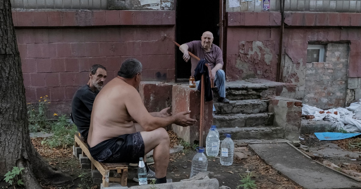 Rusia avanza imparable en Donetsk: ciudades en ruinas, civiles huyendo y el miedo que consume Ucrania