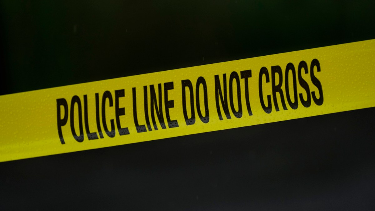 Tiro en Evergreen High: Estudiante sospechoso muerto y dos adolescentes heridos en tiroteo en Colorado