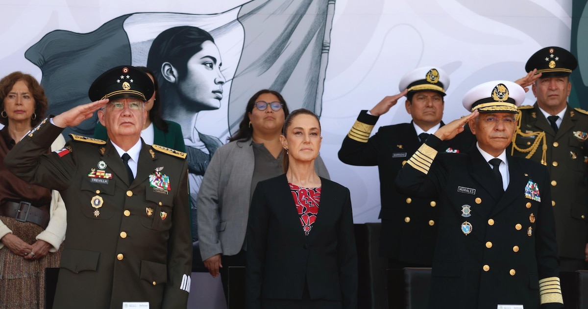 ¡Claudia Sheinbaum lidera emotiva ceremonia del Día de los Niños Héroes con presencia de ministros, legisladores y militares!