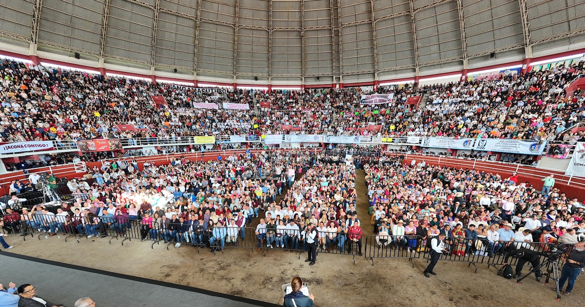¡Claudia Sheinbaum arrasa en Michoacán! La presidenta inicia su gira de rendición de cuentas y promete transformar la vida pública en todo el país