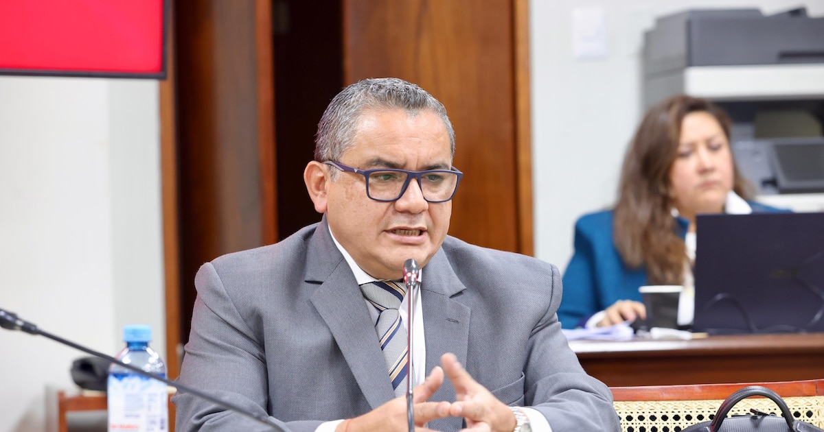 Congreso obtiene firmas para presentar moción de censura contra Juan José Santiváñez