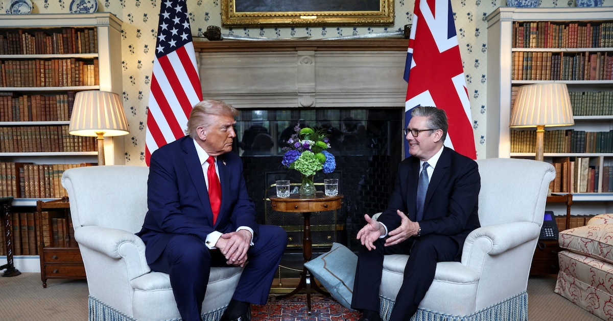¡Trump en Chequers! Starmer recibe al presidente de EE.UU. en una visita que enciende tensiones en el Reino Unido