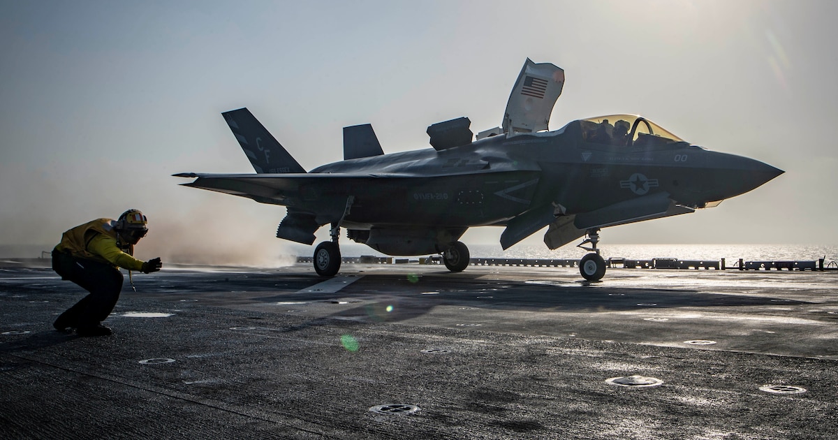 Estados Unidos despliega cazas F-35B en Puerto Rico para combatir el narcotráfico en el Caribe, mientras Maduro critica la medida