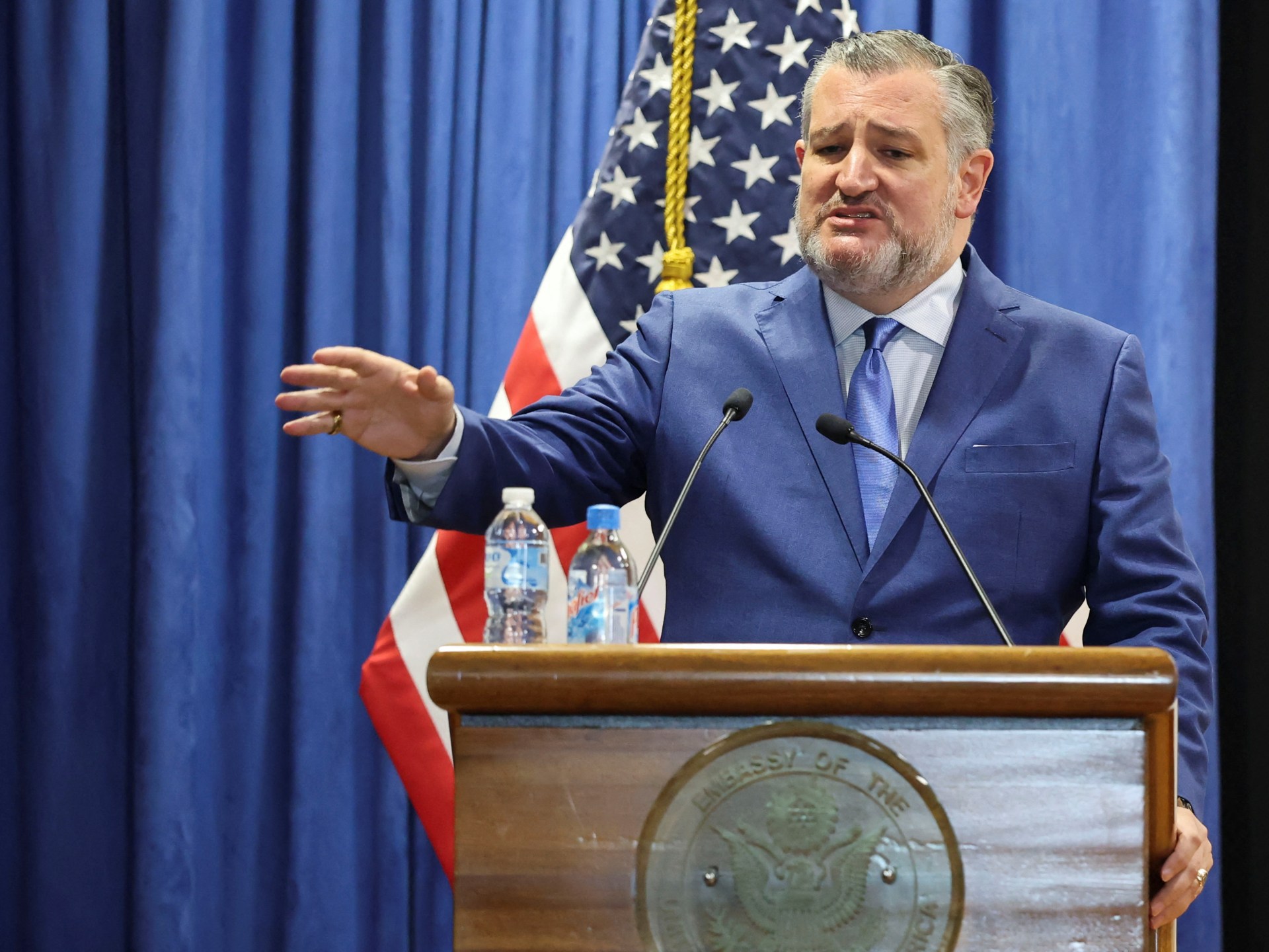 Senador estadounidense denuncia amenazas “peligrosas” y “mafiosas” contra Disney y Kimmel por censura