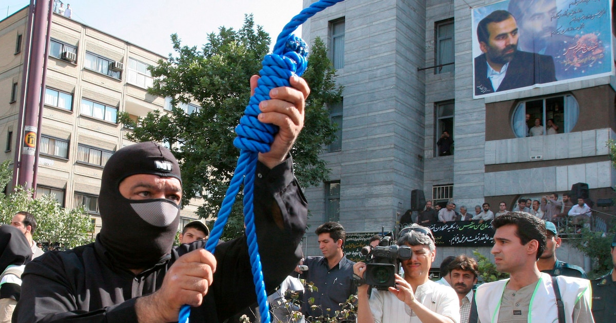 Irán alcanza récord histórico con más de 1,000 ejecuciones en 2025 y denuncia una masacre cruel