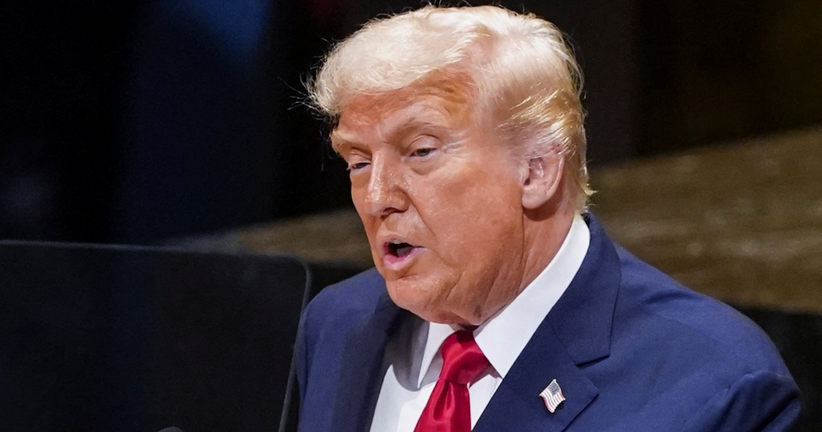 ¡Trump anuncia aranceles del 100% en medicamentos importados para defender a EE.UU. y reducir el déficit!