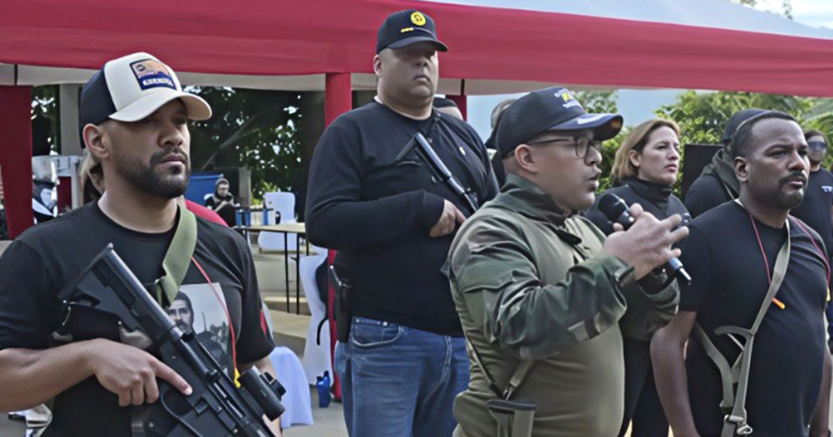 Nahum Fernández, jefe del partido chavista, admite que Venezuela está en camino a la guerra armada para impedir una invasión extranjera