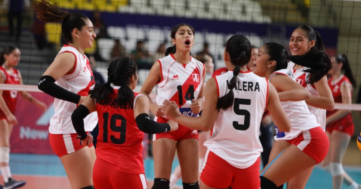 Perú gana 3-0 a Chile y asciende al podio en el Sudamericano Sub 17 de vóley 2025