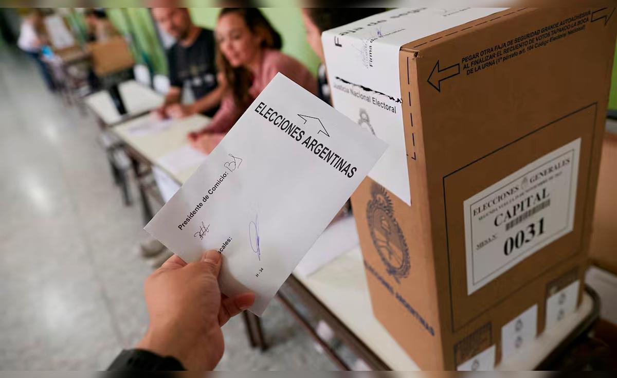 Argentina implementa por primera vez en una elección nacional la revolucionaria Boleta Única de Papel que simplifica el voto y redefine la democracia