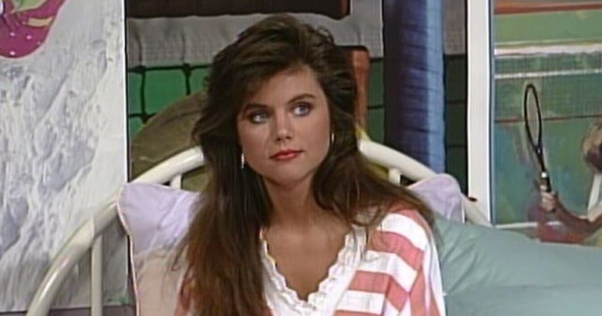 Tiffani Thiessen, más de 30 años después de “Salvados por la campana”, así luce hoy