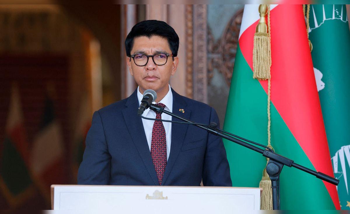 Madagascar despoja a Rajoelina de su nacionalidad francesa y le prohíbe postularse en futuras elecciones tras golpe