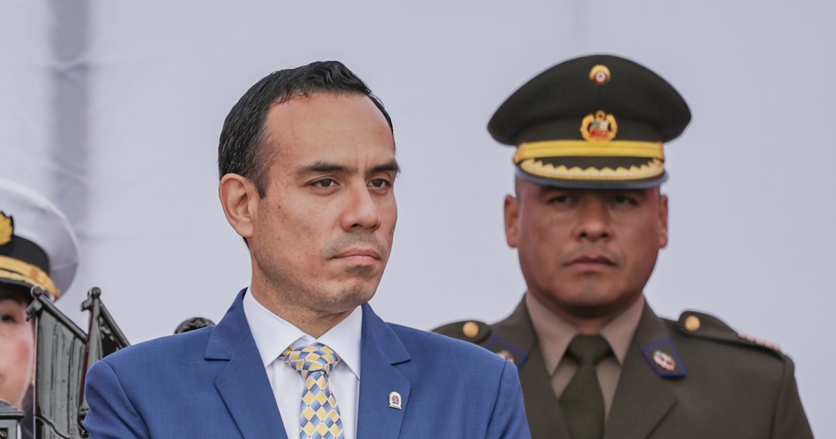 José Jerí alcanza 45,5% de aprobación, pero 47% rechaza su gabinete