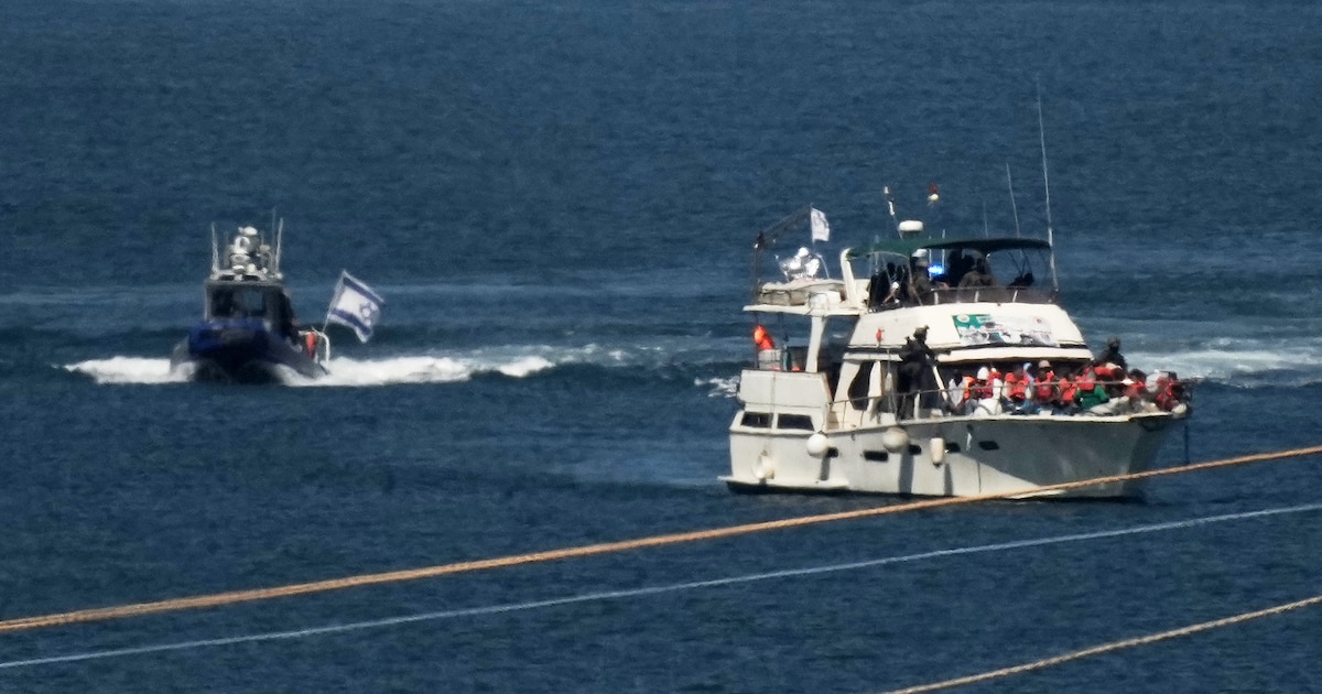 Nueva Flotilla de la Libertad con barcos rumbo a Gaza desafía bloqueo de Israel y amenaza con tocar la zona de combate