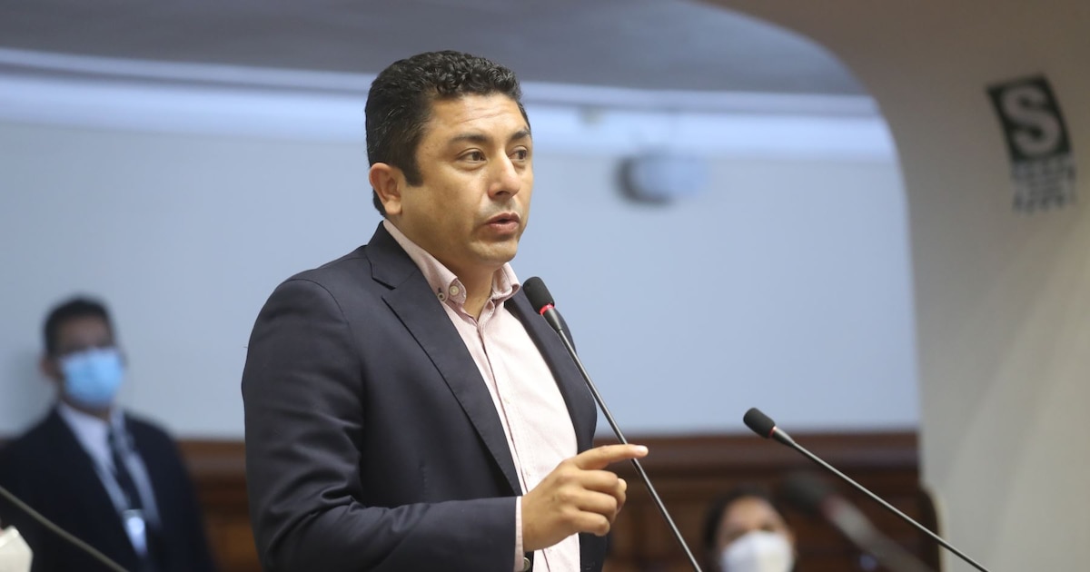 Congreso podría aplicar la ‘silla vacía’ y dejar sin accesitario el escaño de Bermejo, advierte Rospigliosi