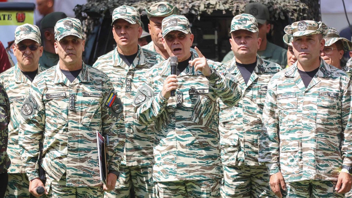 Venezuela en Alerta Máxima: Militares realizan ejercicios de guerra ante amenaza de EE. UU.