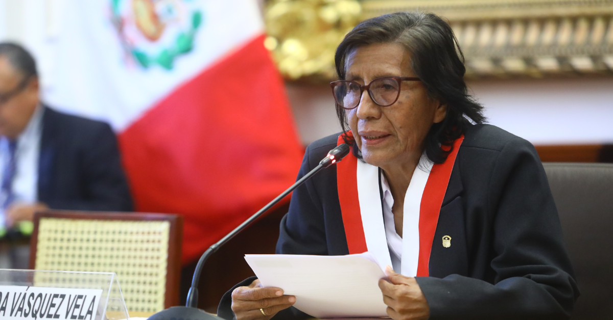 Lucinda Vásquez niega acusaciones y denuncia represalias de exempleados