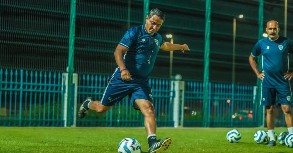 Nolberto Solano enfrenta posible salida de Pakistán por adeudo salarial de cuatro meses