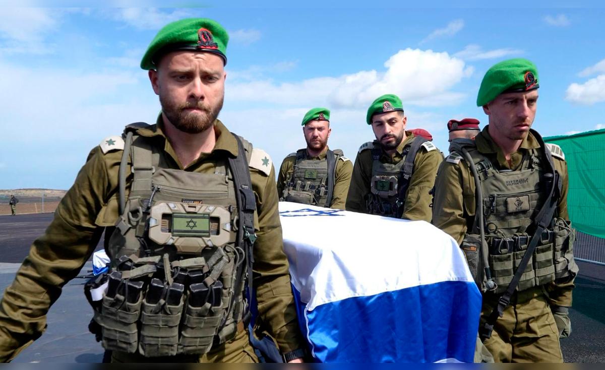 Hamás devolverá rehenes israelíes tras acusaciones de entregar restos equivocados y tensiones por tregua en Gaza