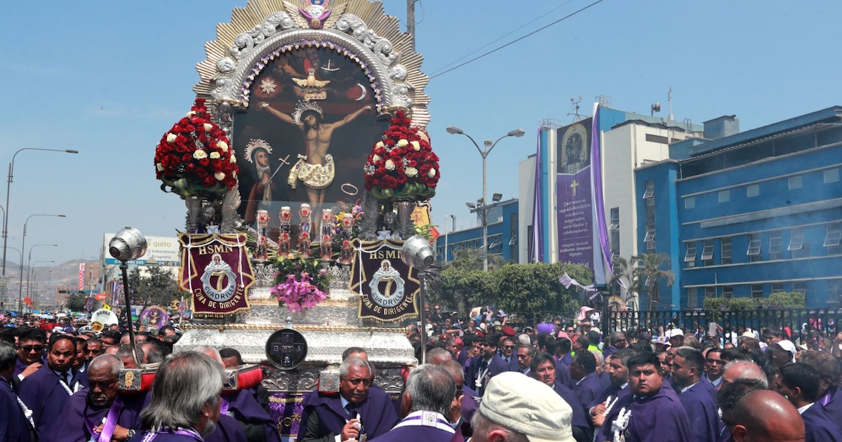 Sexto recorrido del Señor de los Milagros en Lima este sábado 1 de noviembre